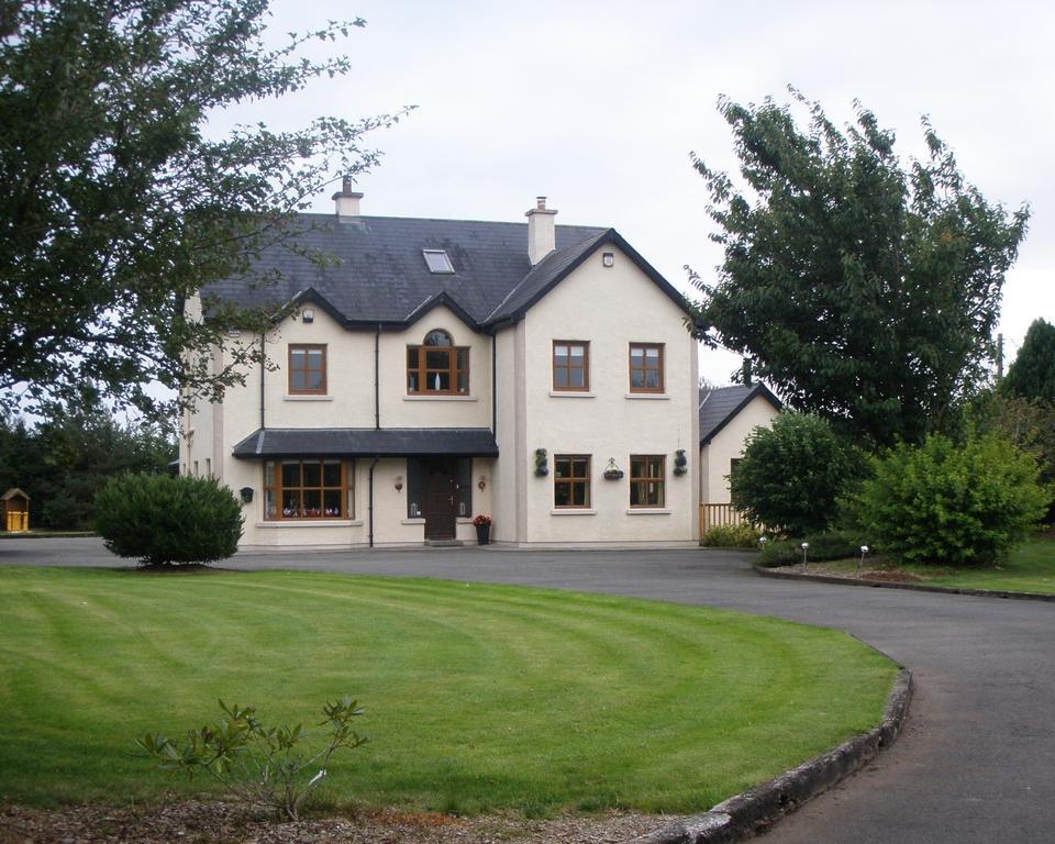 Corcoran'S Lodge Ferns Exterior photo